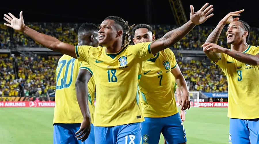 ক্রোয়েশিয়াকে ৩-১ ব্যবধানে হারিয়ে ব্রাজিলের স্বস্তি
