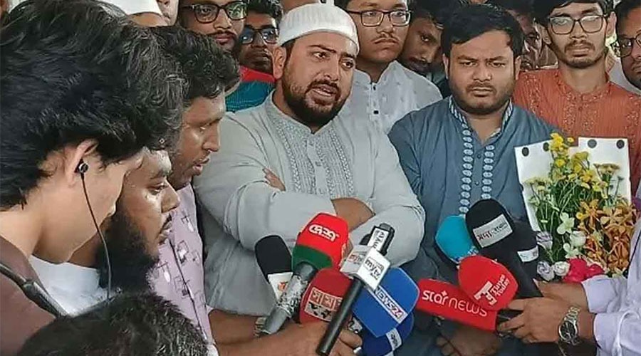 অধ্যাদেশ বাতিলের প্রতিবাদে ড. ইউনূসকে রাজপথে নামার আহ্বান নাহিদ ইসলামের