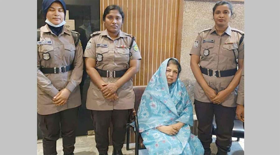 সাবেক স্পিকার শিরীন শারমিন আটক, মঙ্গলবার দুপুরে আদালতে তোলা হবে