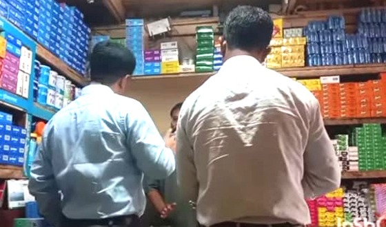 বাজিতপুরের দুটি প্রতিষ্ঠানকে ভ্রাম্যমান আদালতের জরিমানা