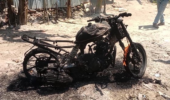 মান্দায় বসতবাড়িতে তাণ্ডব চালিয়ে ভাঙচুর, বাইকে আগুন