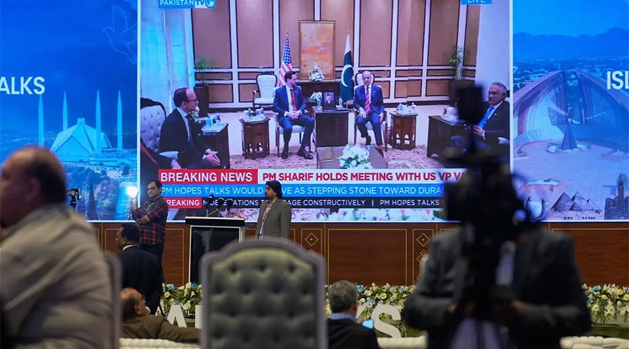 সরাসরি যুক্তরাষ্ট্র ও ইরানের প্রতিনিধিদের আলোচনা চলছে