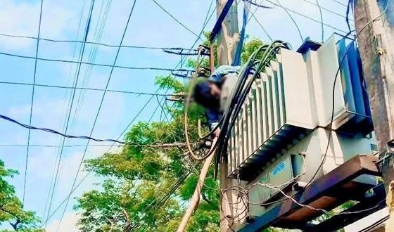 ট্রান্সফরমারে কাজ করতে গিয়ে বিদ্যুতায়িত হয়ে মিস্ত্রির মৃত্যু