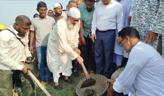 দেবহাটার খাল কাটা উদ্বোধন করলেন সাতক্ষীরা-২ আসনের এমপি