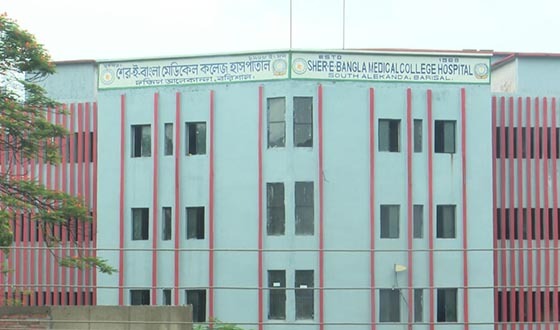 বরিশালে নেই শিশু আইসিইউ, বিপাকে অভিভাবকরা