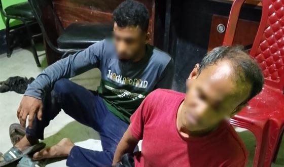 ঝিকরগাছায় ২ ট্রান্সফরমার চোর আটক