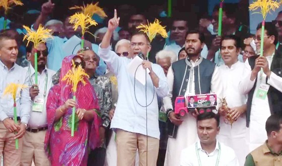 বরিশালের নির্বাচনী জনসভায় তারেক রহমান