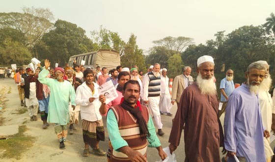 মানিকগঞ্জে সাধারণ ভোটারদের মিছিল ও শোডাউন