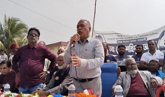 দরগাহপুরে স্বতন্ত্র প্রার্থীর গণসংযোগ ও পথসভা