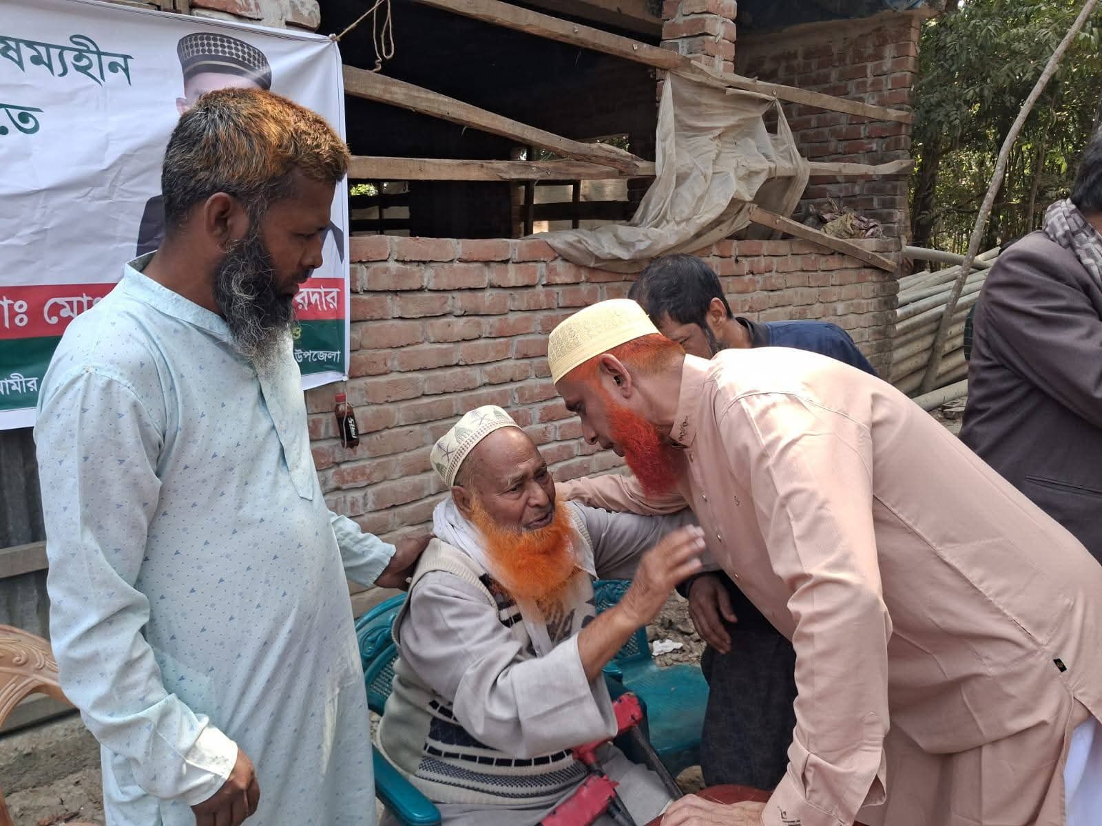 যোগীপাড়ায় দেশীয় অস্ত্রসহ গ্রেপ্তার ১