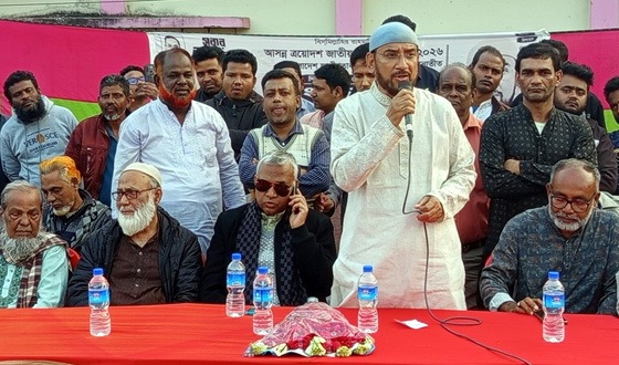 বিরলের পাইকপাড়ায় ধানের শীষের উঠান বৈঠক