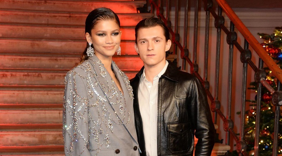 বাবা হচ্ছেন টম হল্যান্ড!