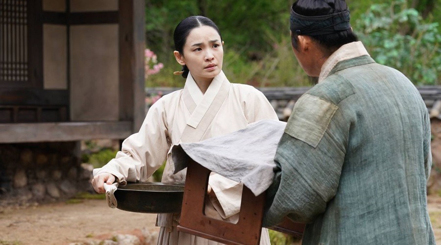 বক্স অফিসে ঝড় তুলেছে ‘দ্য কিং’স ওয়ার্ডেন’