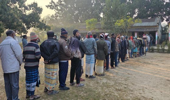 ভোট না পড়া মাড়িয়া কেন্দ্রে এবার ভোট উৎসবের ঢল