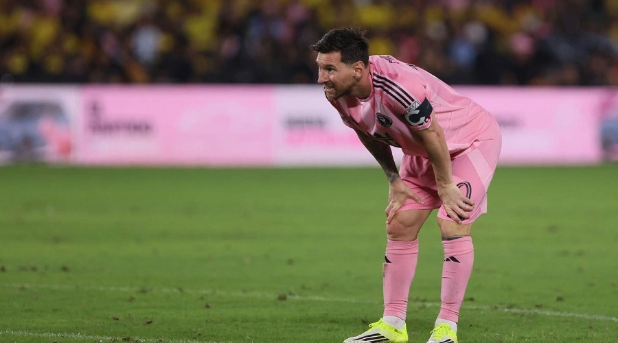 মৌসুম শুরুর আগেই চোটের মুখে মেসি