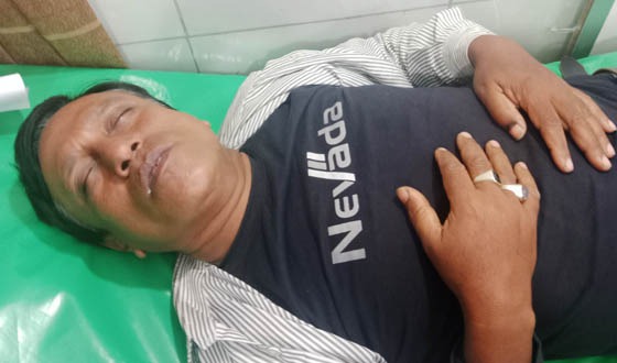 দাকোপে ব্যবসায়ীকে অচেতন করে টাকা নিয়ে গেছে দূর্বৃত্তরা