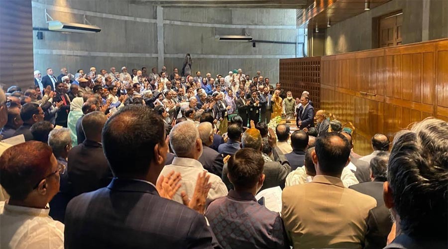 শুল্কমুক্ত গাড়ি ও সরকারি প্লট নেবেন না বিএনপির এমপিরা