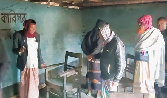 মহেশপুর আওয়ামী লীগ অফিসে অগ্নিসংযোগ