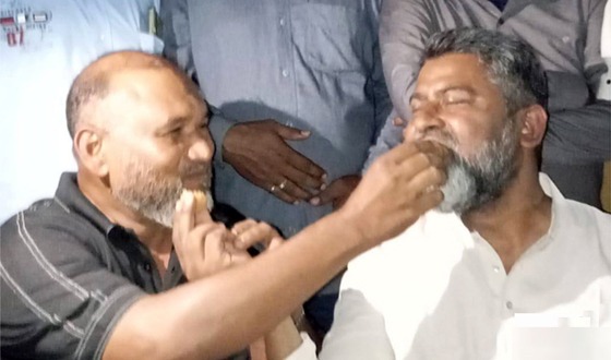 প্রতিকুলতা ডিঙ্গিয়ে বিজয় ছিনিয়ে চমক দেখালেন ফজলে হুদা