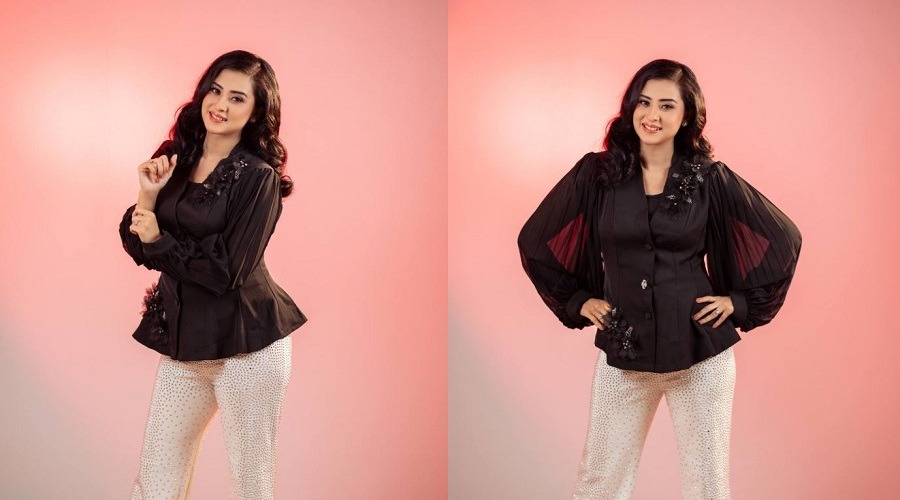 ধর্ম এবং সামাজিক নৈতিকতা নিয়ে সরব হলেন বুবলী