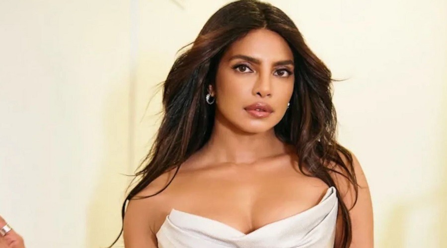 তুমুল বিতর্কের মুখে পড়লেন প্রিয়াঙ্কা