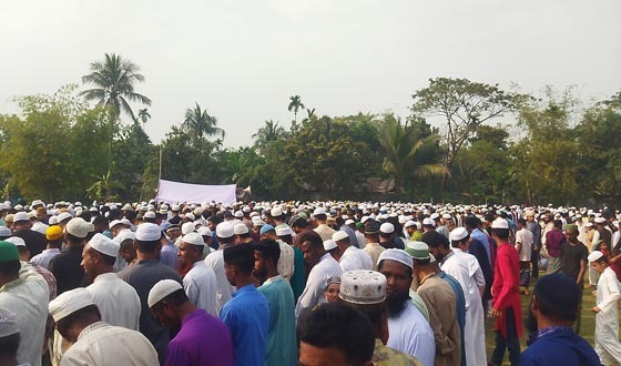 কিশোরগঞ্জে সড়ক দুর্ঘটনায় নিহত ইমামের দাফন সম্পন্ন