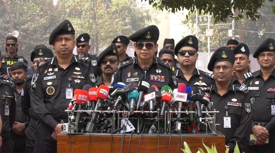 একুশে ফেব্রুয়ারি ঘিরে সারাদেশে কঠোর নিরাপত্তার ব্যবস্থা করেছে র‌্যাব: ডিজি