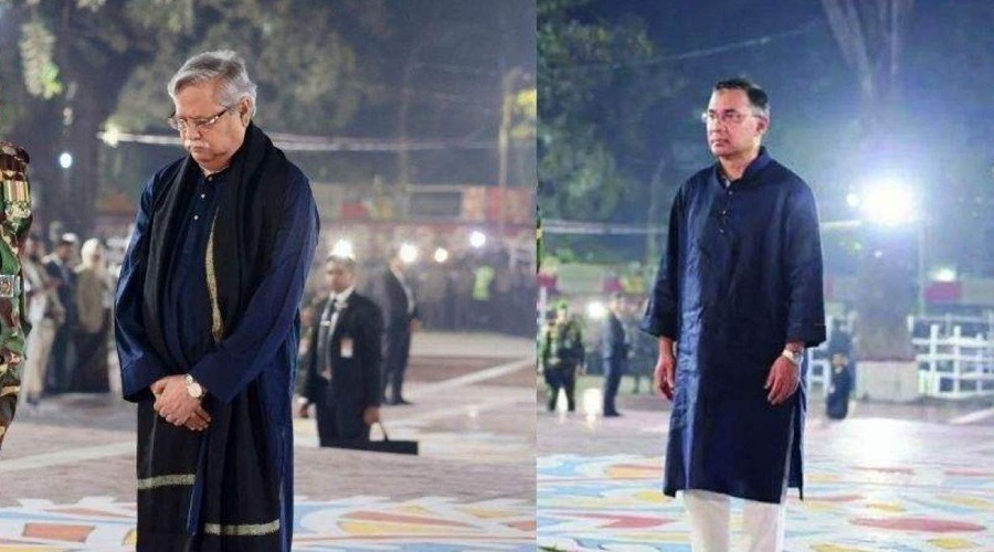 প্রথম প্রহরে শহীদ মিনারের মূল বেদিতে রাষ্ট্রপ্রধান ও প্রধানমন্ত্রীর পুষ্পস্তবক অর্পণ