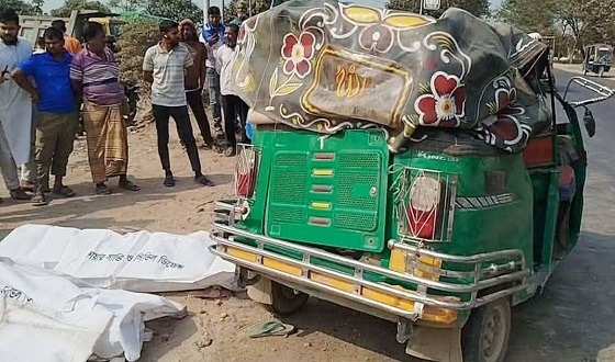 কুষ্টিয়ায় ট্রাক-অটোরিকশা সংঘর্ষে নিহত ৫