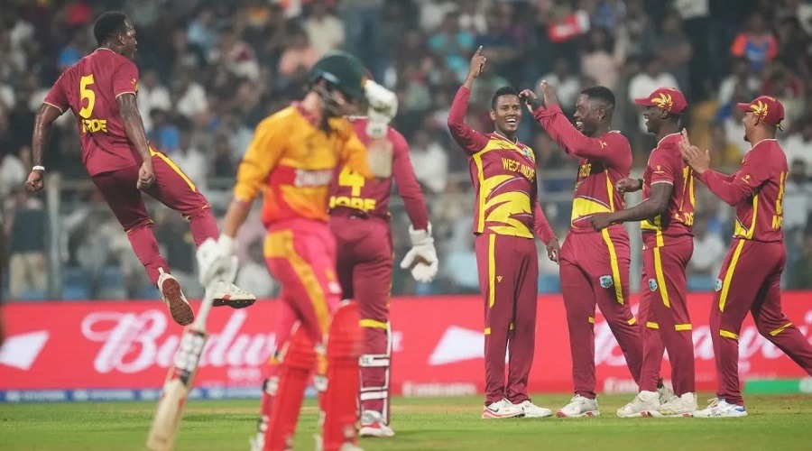 ক্যারিবিয়দের রানের পাহাড়ের নিচে চাপা পড়লো জিম্বাবুয়ে