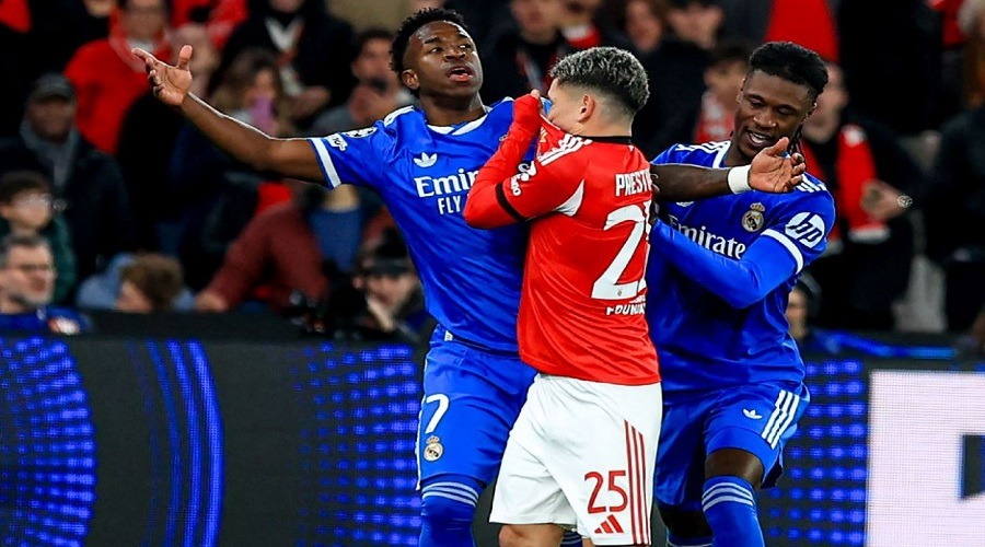 ভিনির বিরুদ্ধে বর্ণবাদী মন্তব্য করে নিষিদ্ধ আর্জেন্টাইন ফুটবলার