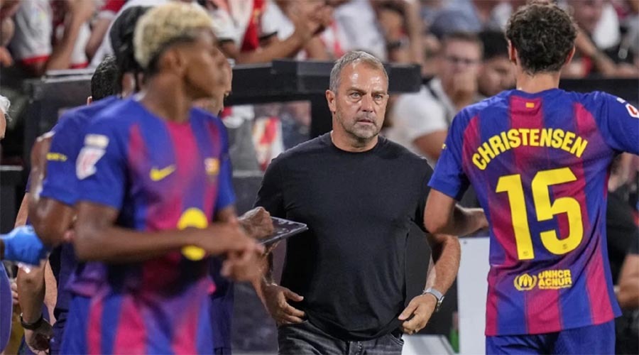 নিউক্যাসেলকে পেয়েও স্বস্তিতে নেই বার্সেলোনার কোচ