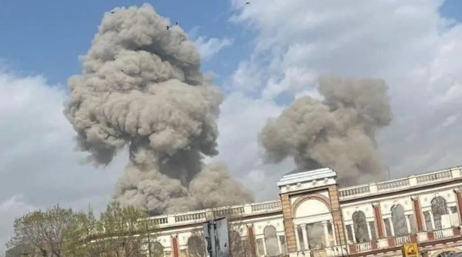 ইরানে ক্ষেপণাস্ত্র হামলা চালিয়েছে ইসরায়েল, তেহরানে বিস্ফোরণ