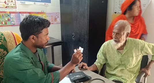 ঝিনাইদহে ৬ উপজেলায় ক্লিনিকে ওষুধ সংকট