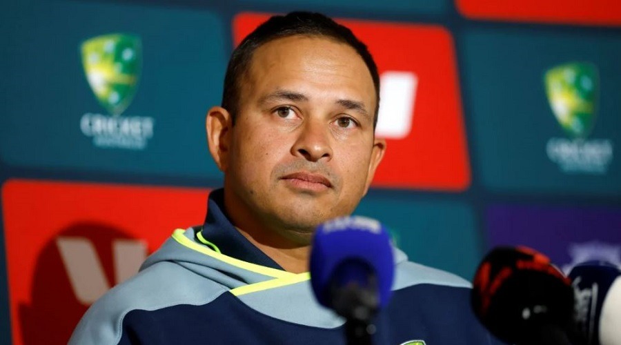 আন্তর্জাতিক ক্রিকেট থেকে অবসরে যাচ্ছেন খাজা