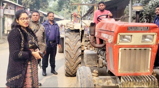 নীলফামারীতে বালু উত্তোলনের দায়ে ট্রাক্টর মালিকের জরিমানা