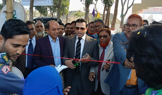 বিশ্বের সঙ্গে তাল মিলিয়ে চলতে শিক্ষার কোনো বিকল্প নাই