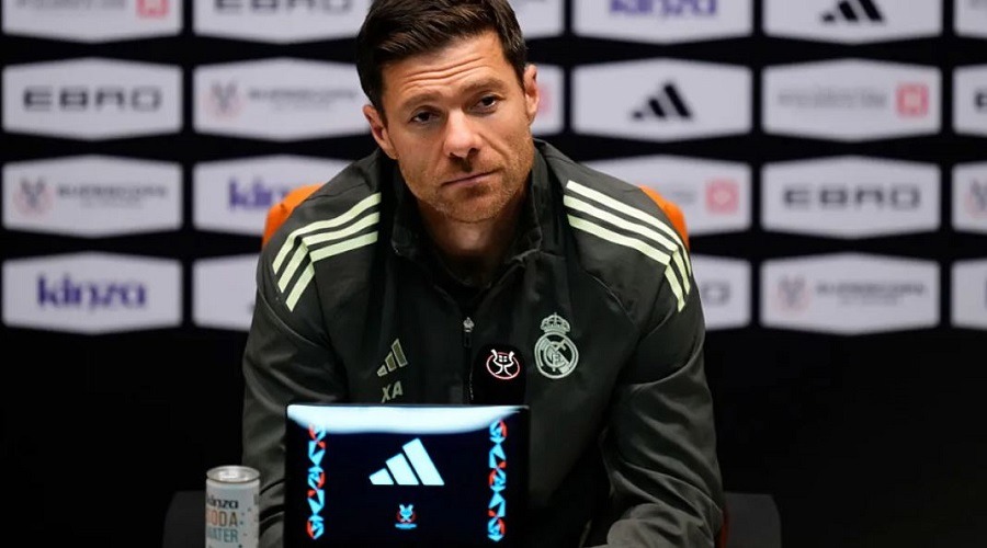 আলোনসোকে বরখাস্ত করলো রিয়াল মাদ্রিদ