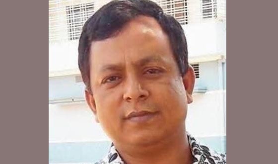 চিরিরবন্দরে আওয়ামী লীগ নেতা আটক