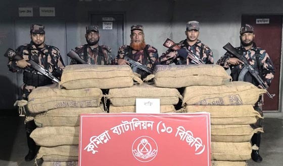 কুমিল্লায় অবৈধ ভারতীয় বাজি উদ্ধার