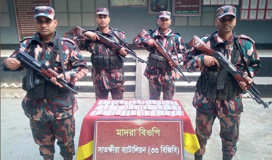 সাতক্ষীরা সীমান্তে ১১ লাখ টাকার পণ্য জব্দ