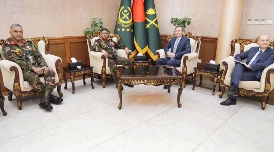 সেনাপ্রধানের সঙ্গে সাক্ষাৎ করেছেন ইতালি প্রতিনিধিদল