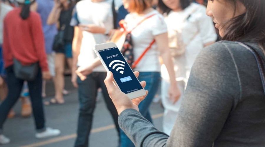 পাবলিক বা ফ্রি ওয়াইফাই ব্যবহার করা কি নিরাপদ?