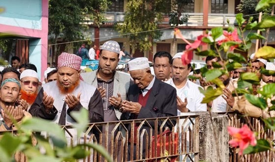 পাঁচবাগী (রঃ) কবর জিয়ারতের মধ্য দিয়ে নির্বাচনী প্রচারণা শুরু