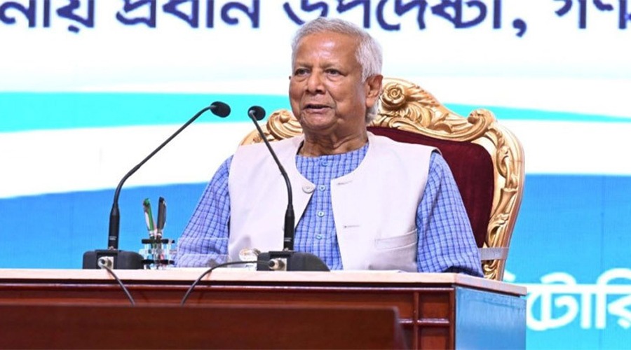 সশস্ত্র বাহিনীকে নিরপেক্ষতার সঙ্গে দায়িত্ব পালনের নির্দেশ প্রধান উপদেষ্টার