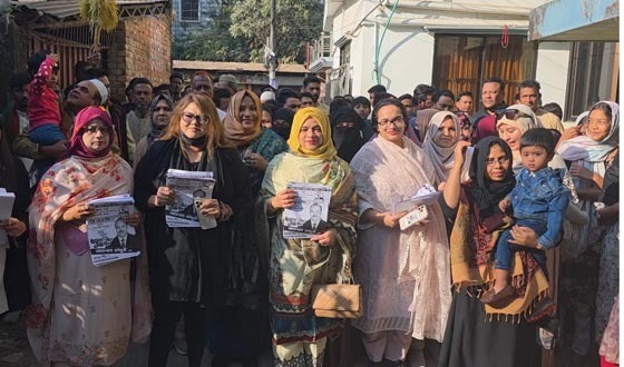 বাবার স্বপ্ন বুকে নিয়ে মানুষের দুয়ারে উজমা