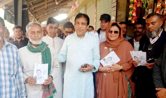 স্ট্রাইকার অনেক-জাপা'র প্রেসিডিয়াম সদস্য