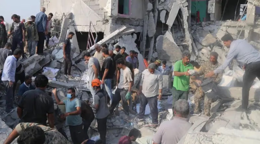 ইরানে স্কুলে বিস্ফোরণে নিহত ১০৮, যুক্তরাষ্ট্র-ইসরায়েলি হামলার প্রেক্ষাপট