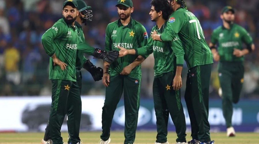 ব্যর্থতার পর এবার জরিমানা গুনতে হবে পাকিস্তানি ক্রিকেটারদের