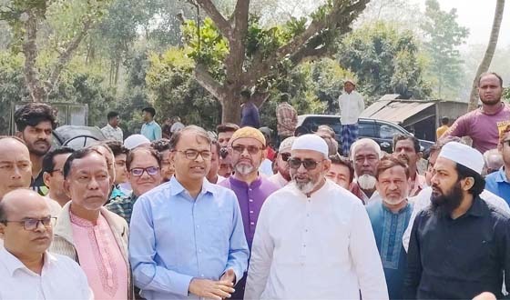 চিরিরবন্দরে বিভিন্ন উন্নয়ন প্রকল্প পরিদর্শন